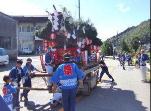 止々呂美だんじり祭り